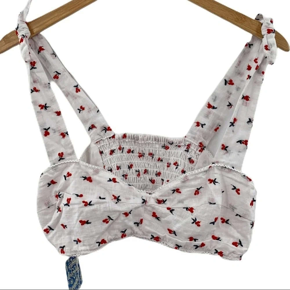 Free People Bralette Top White Cherry Embroidery‎ Sweetheart Neck Medium New